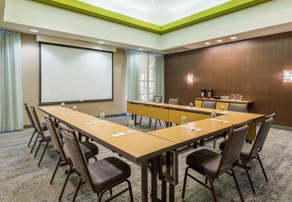Courtyard By Marriott Chattanooga Downtown Buitenkant foto