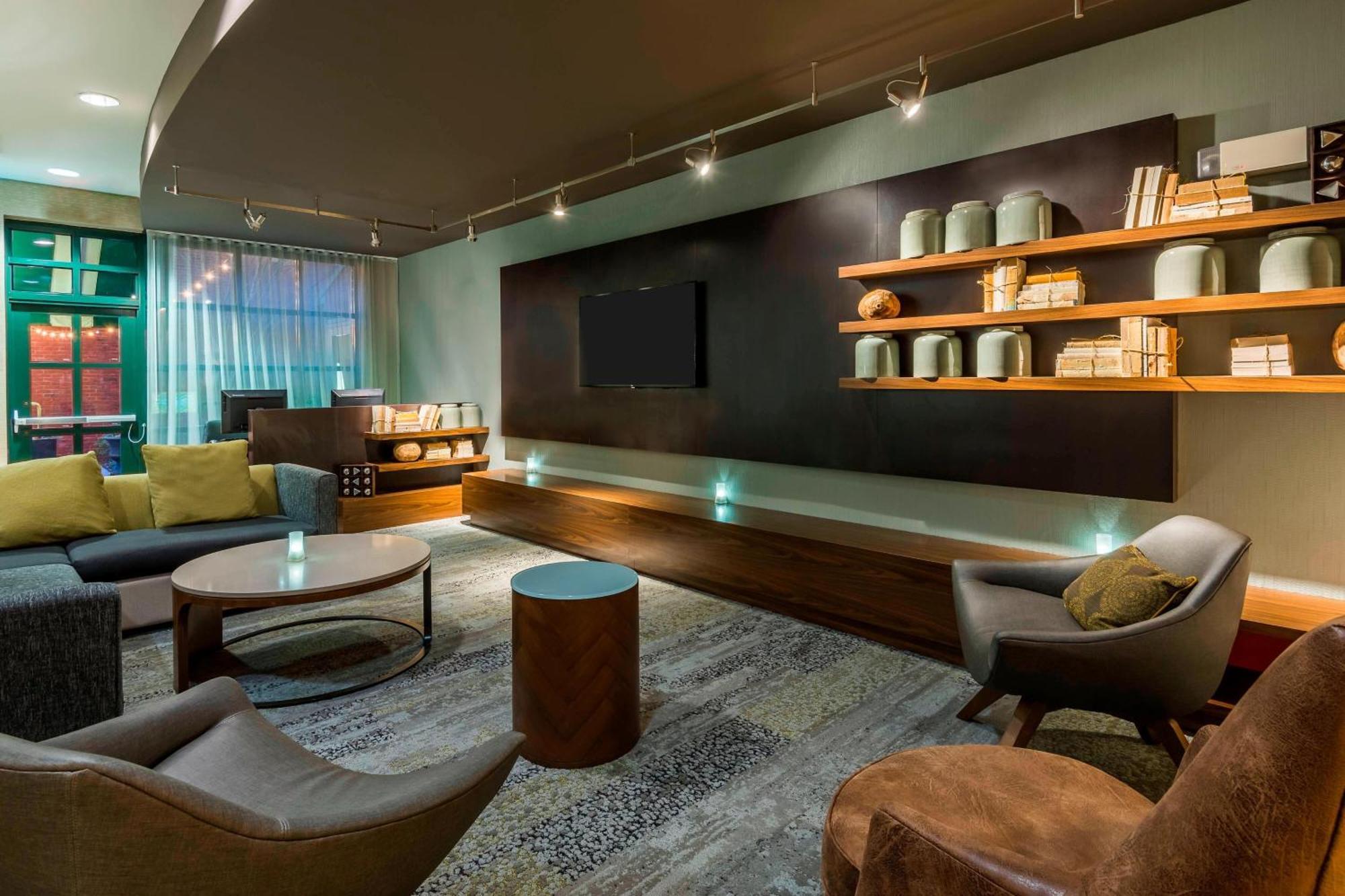 Courtyard By Marriott Chattanooga Downtown Buitenkant foto