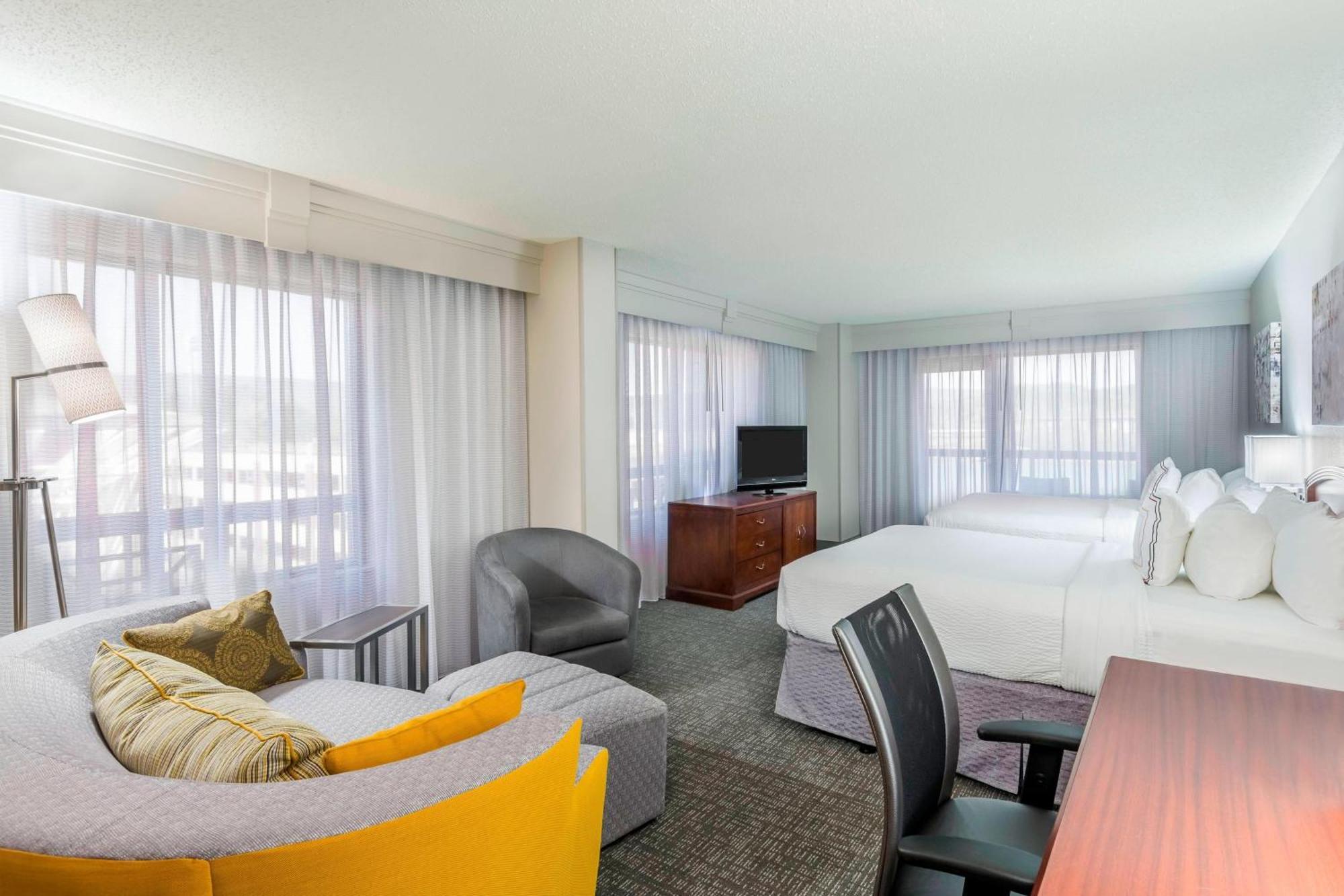 Courtyard By Marriott Chattanooga Downtown Buitenkant foto