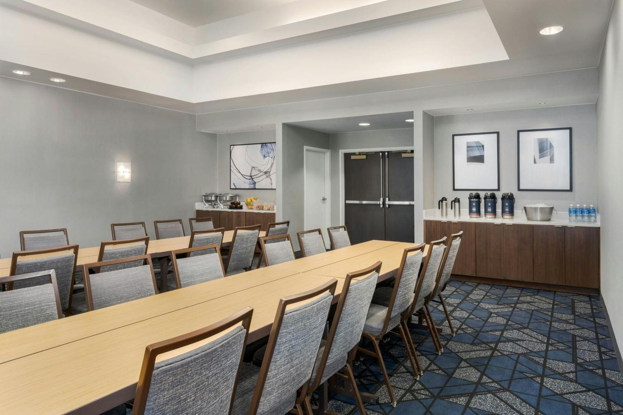 Courtyard By Marriott Chattanooga Downtown Buitenkant foto